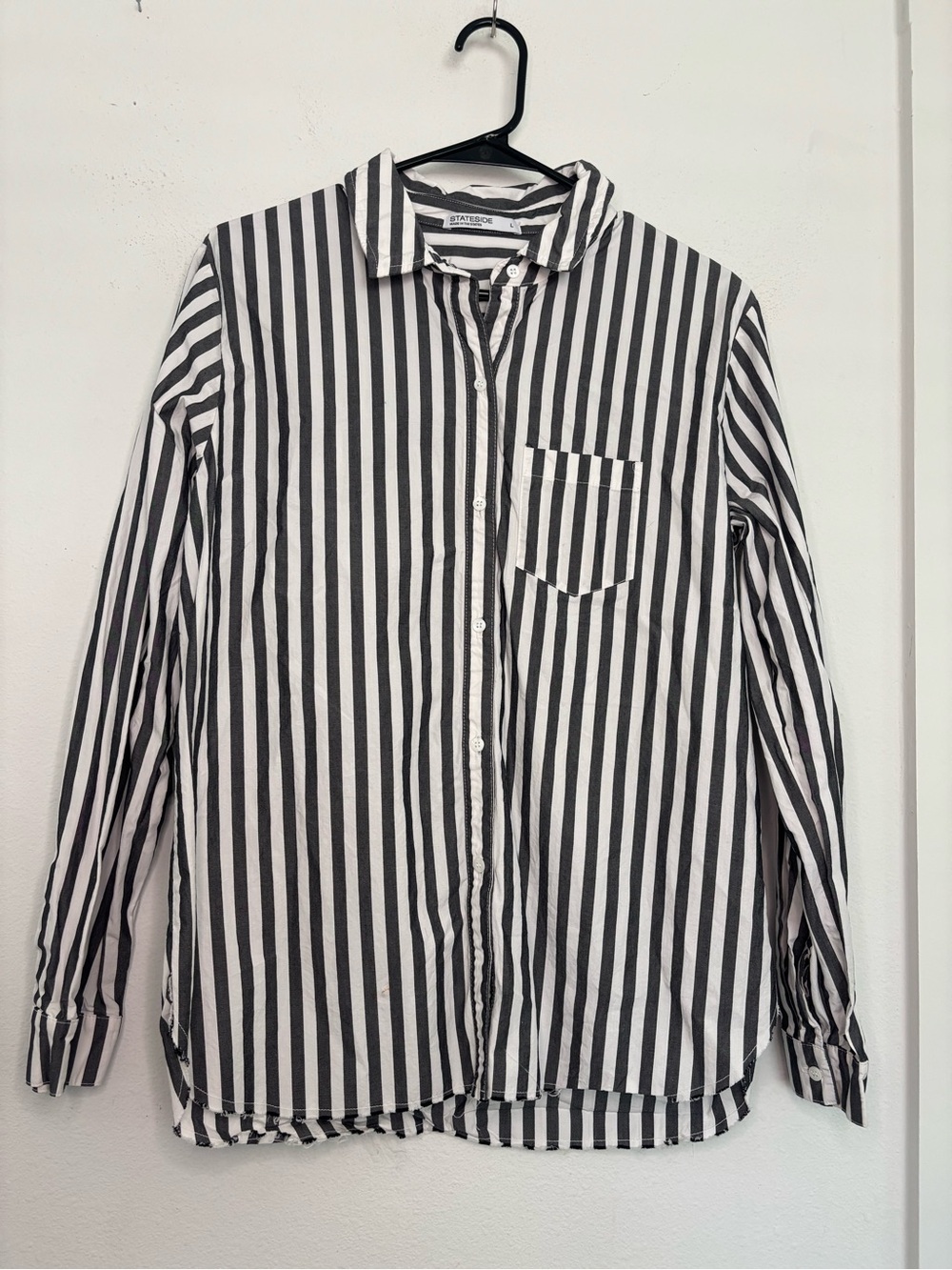 STATESIDE GREY & WHITE STRIPED COLLARED BUTTON DOWN SHIRT SZ LARGE